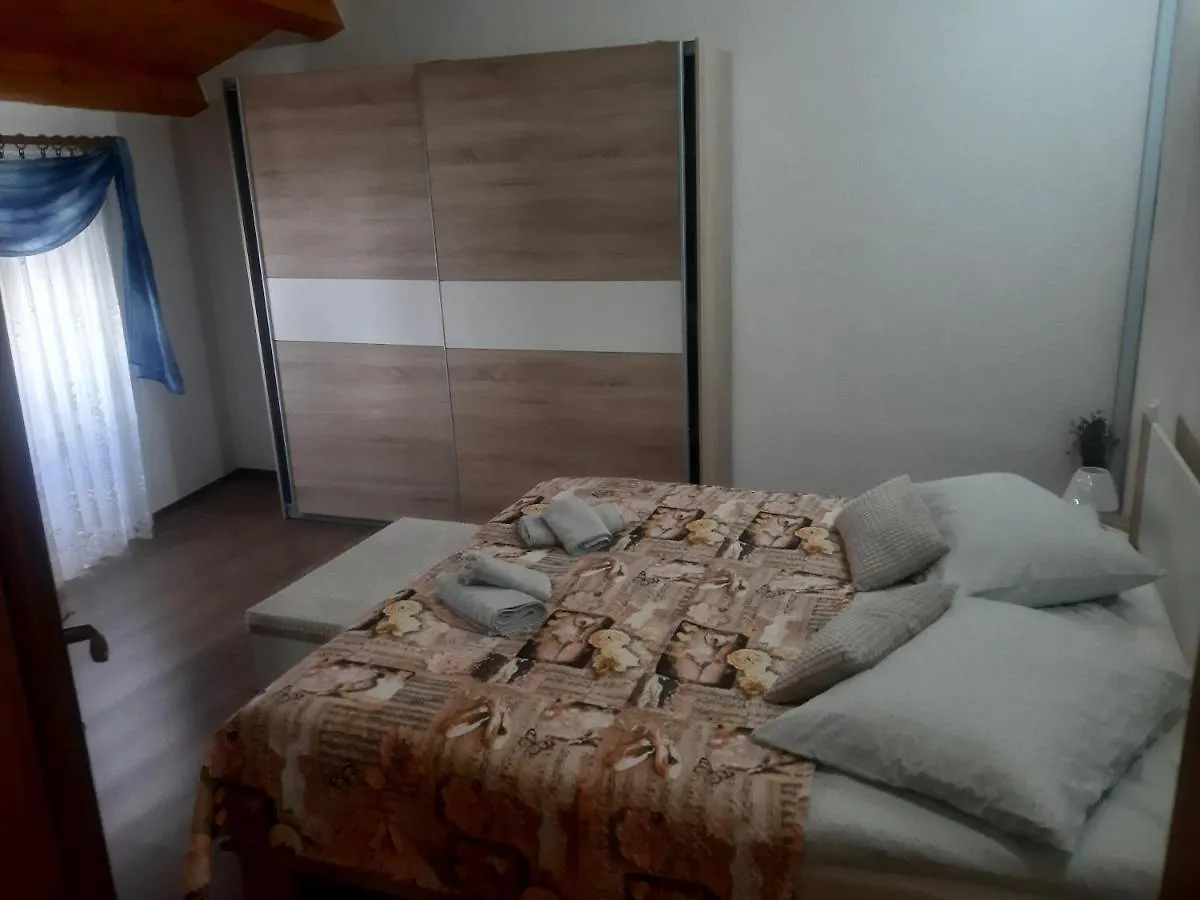 Appartamento Sant Elena Bale Croazia